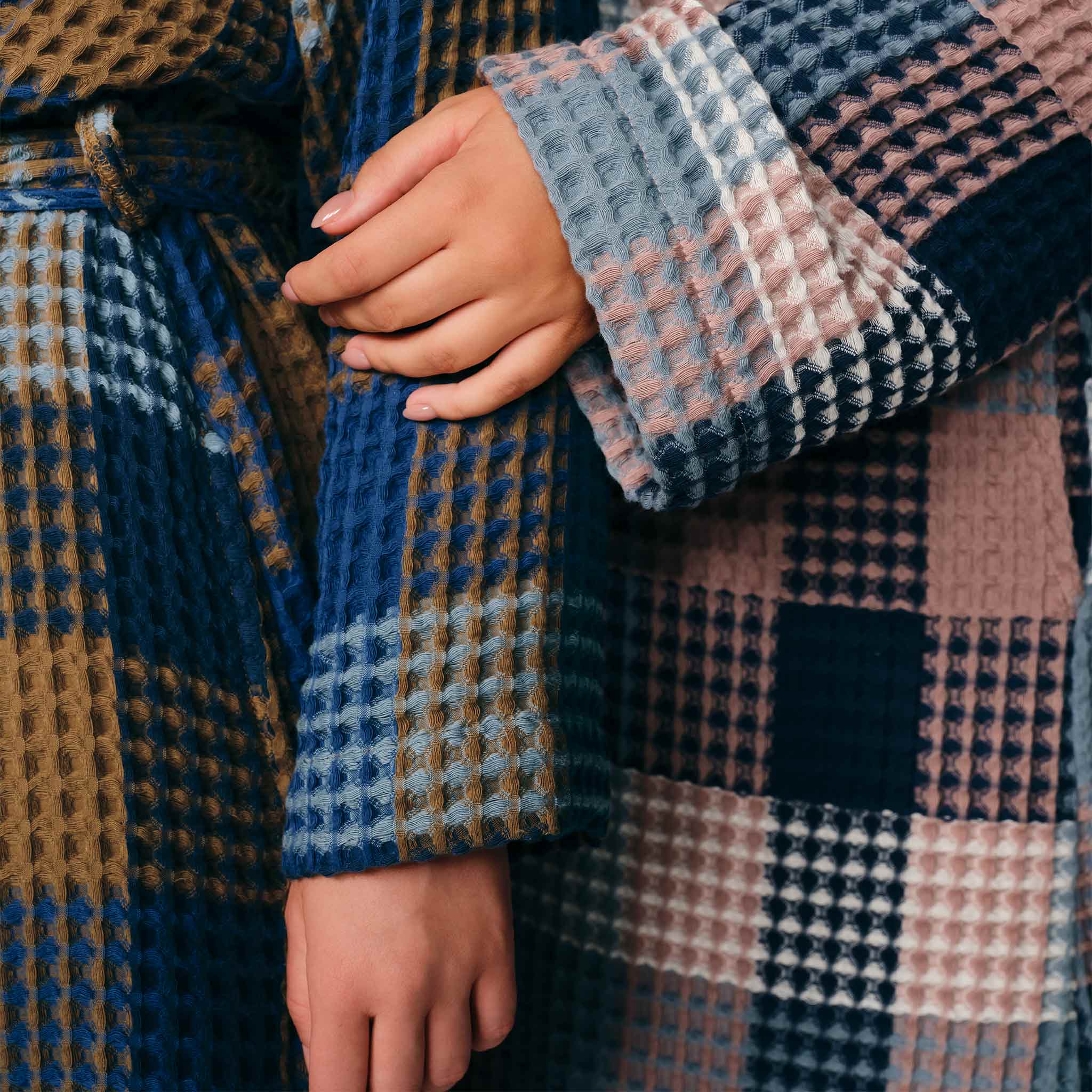 Dreamweave Waffle Robe H4