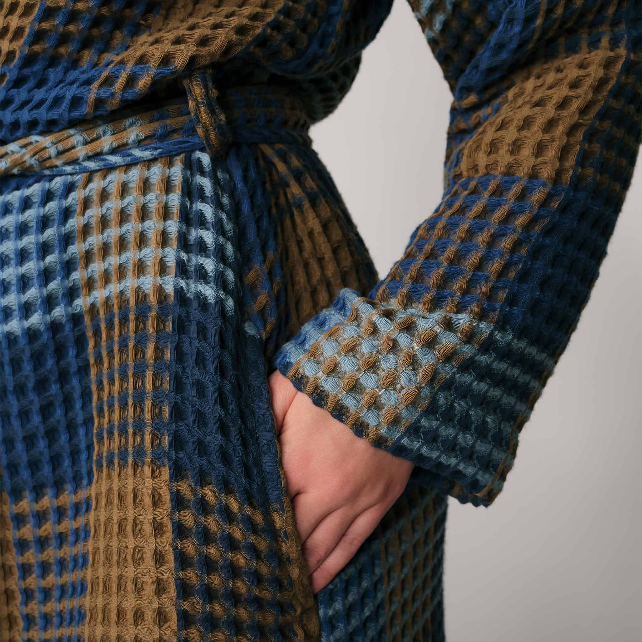 Dreamweave Waffle Robe H4