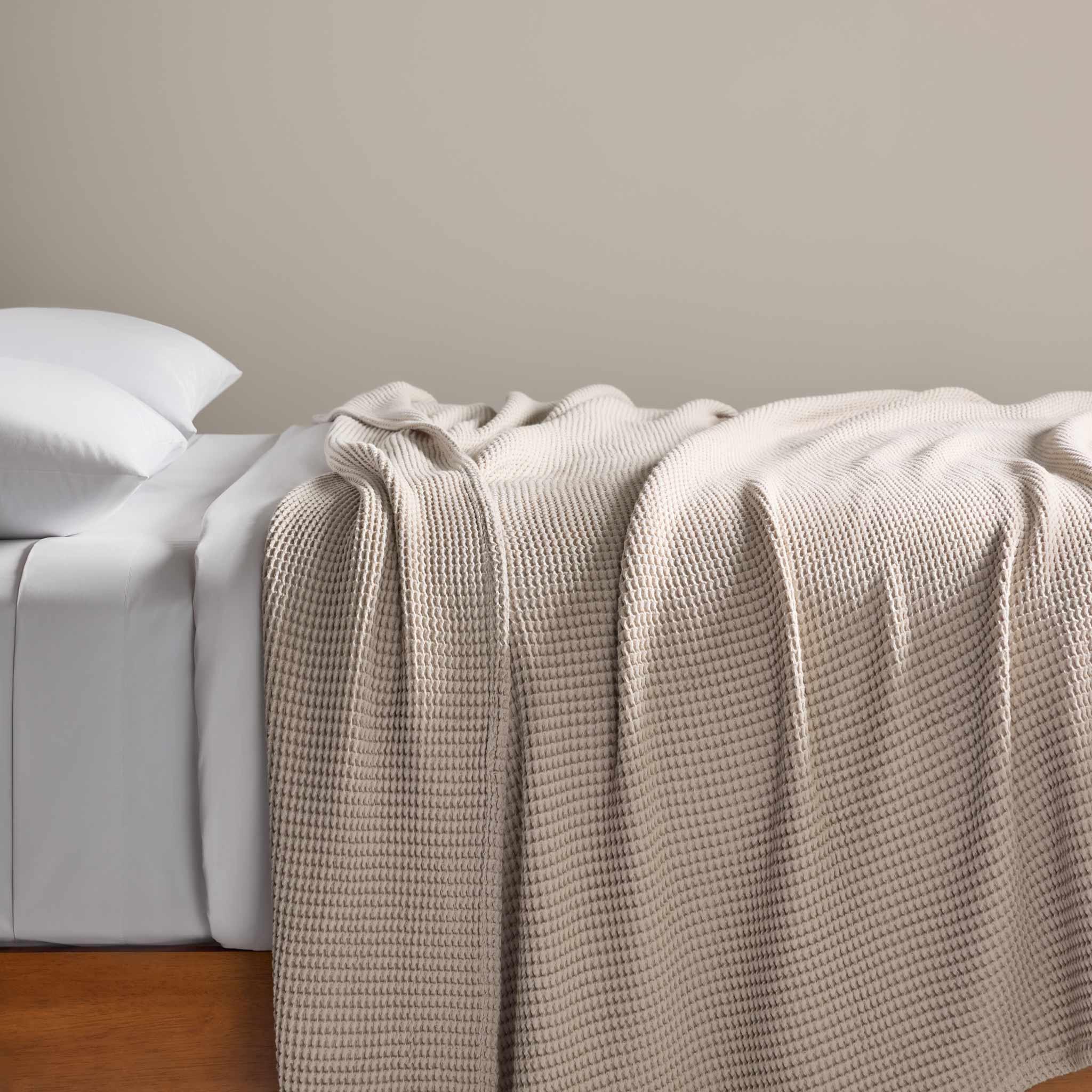 Dreamweave Waffle Bed Blanket P2