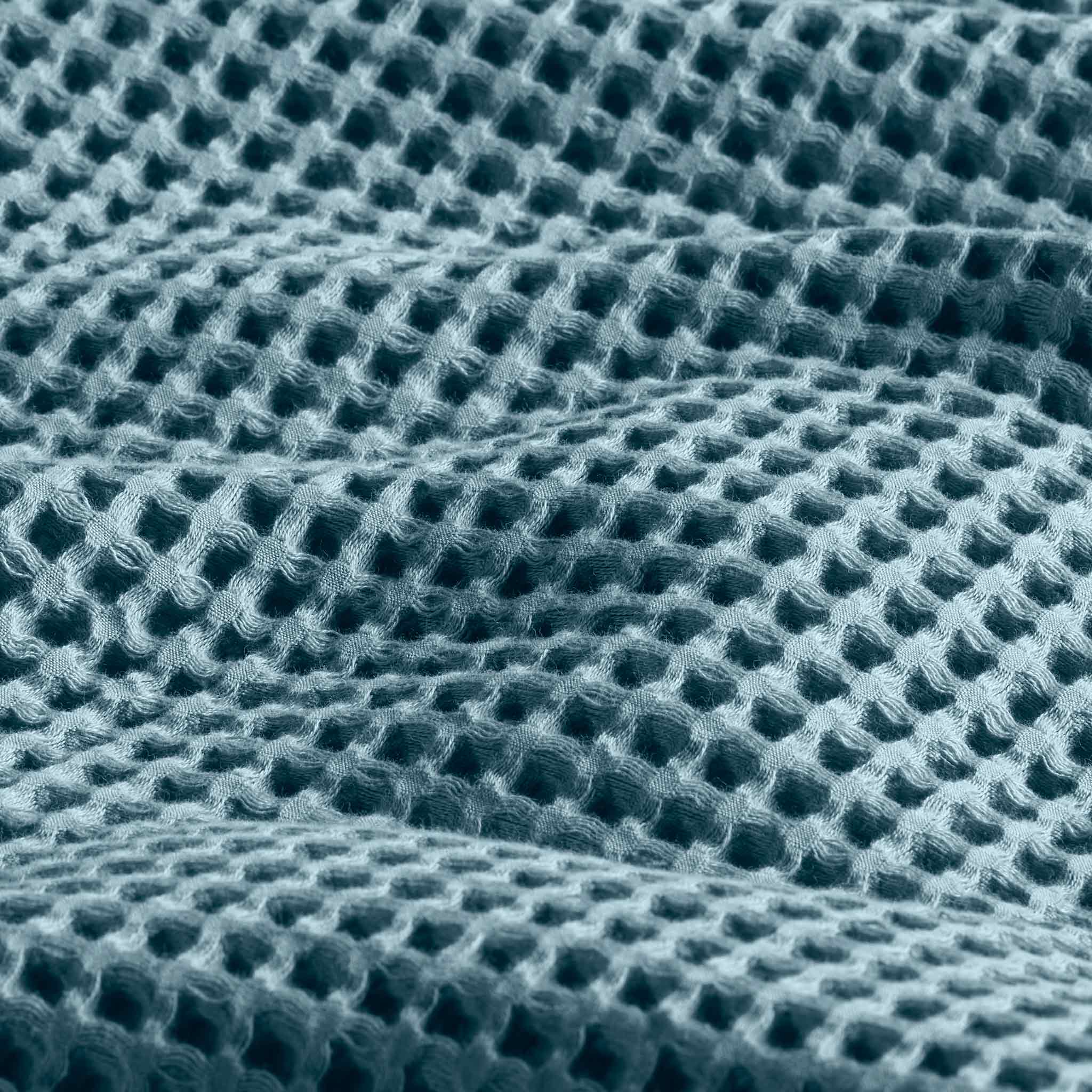 Dreamweave Waffle Robe H4