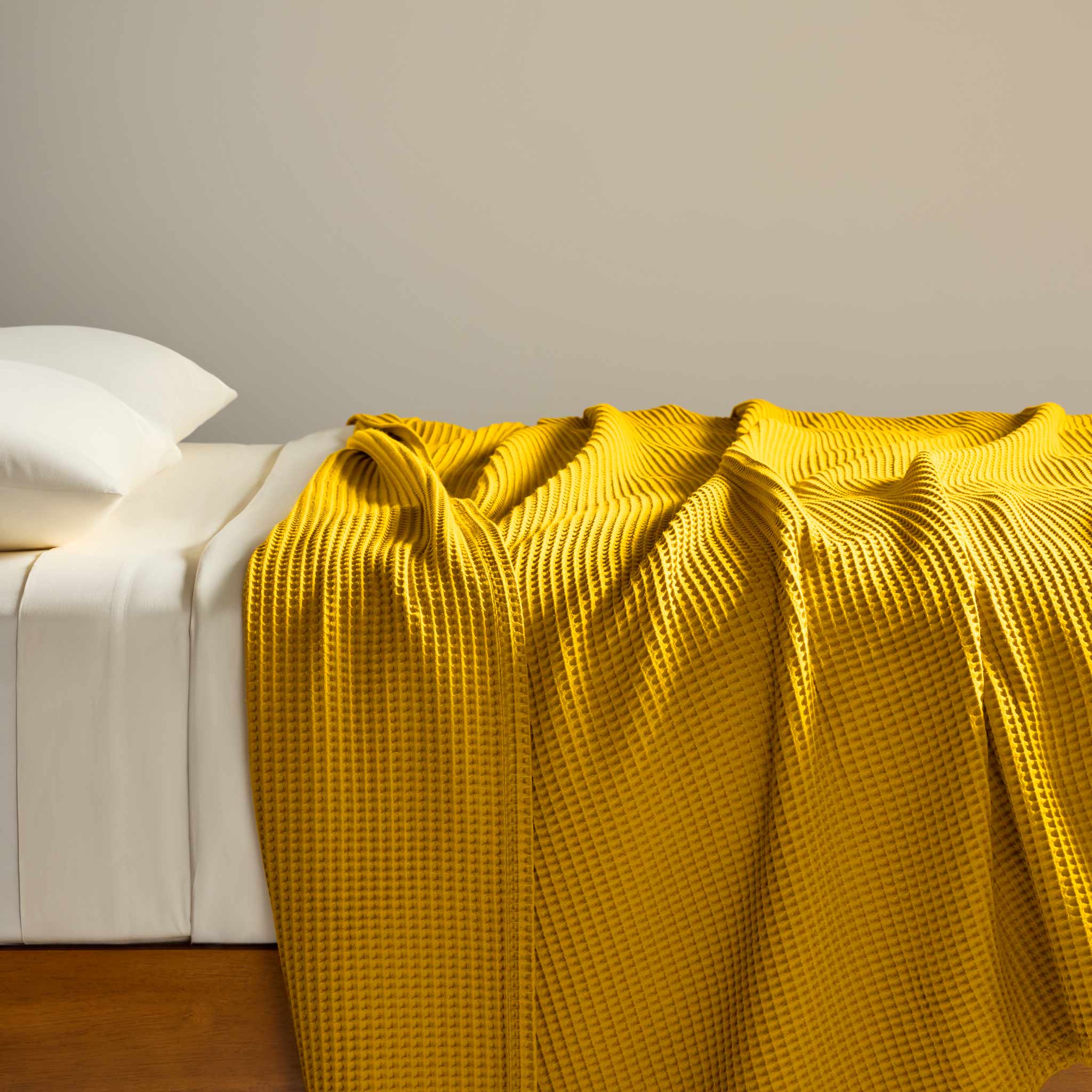 Dreamweave Waffle Bed Blanket P2