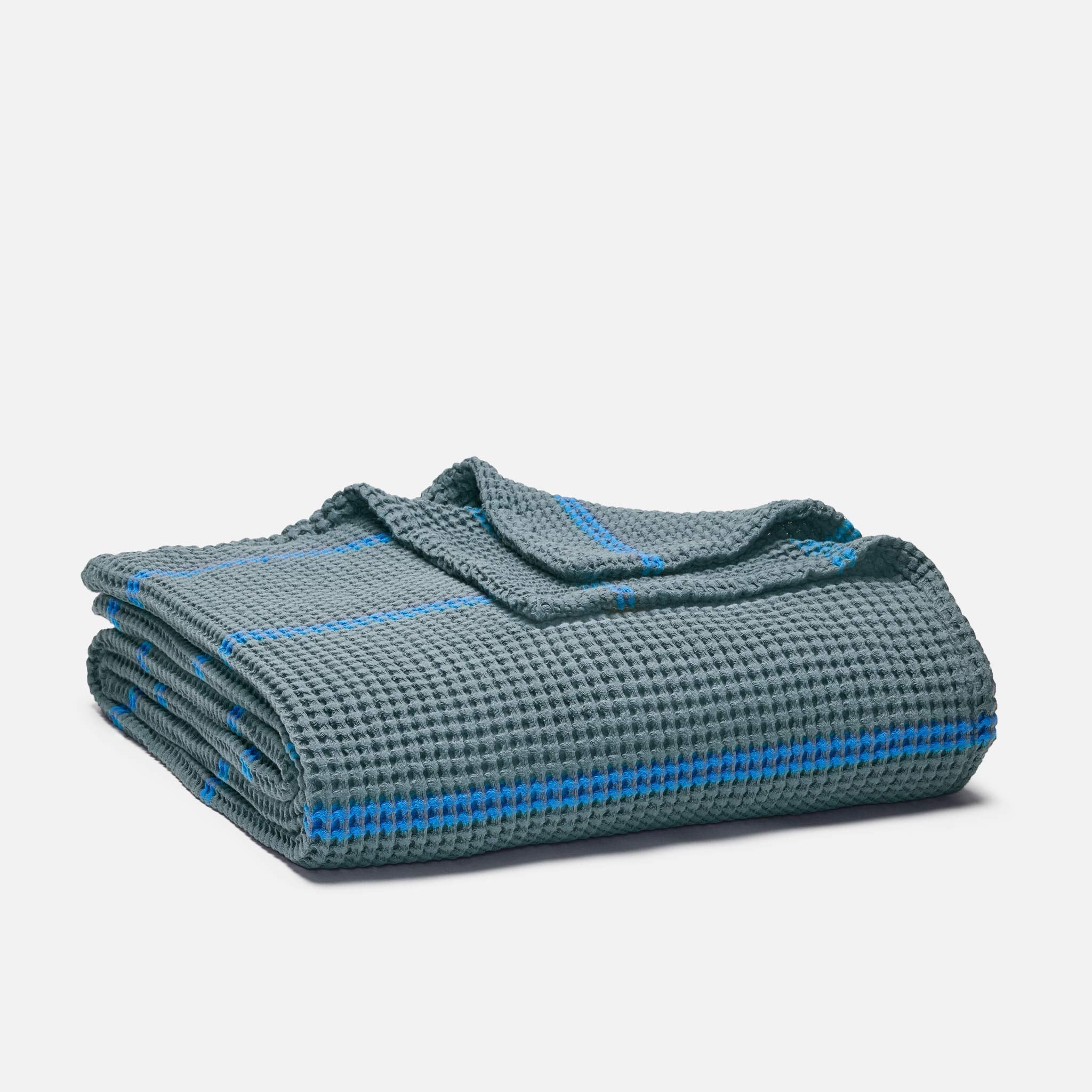 Dreamweave Waffle Bed Blanket P2
