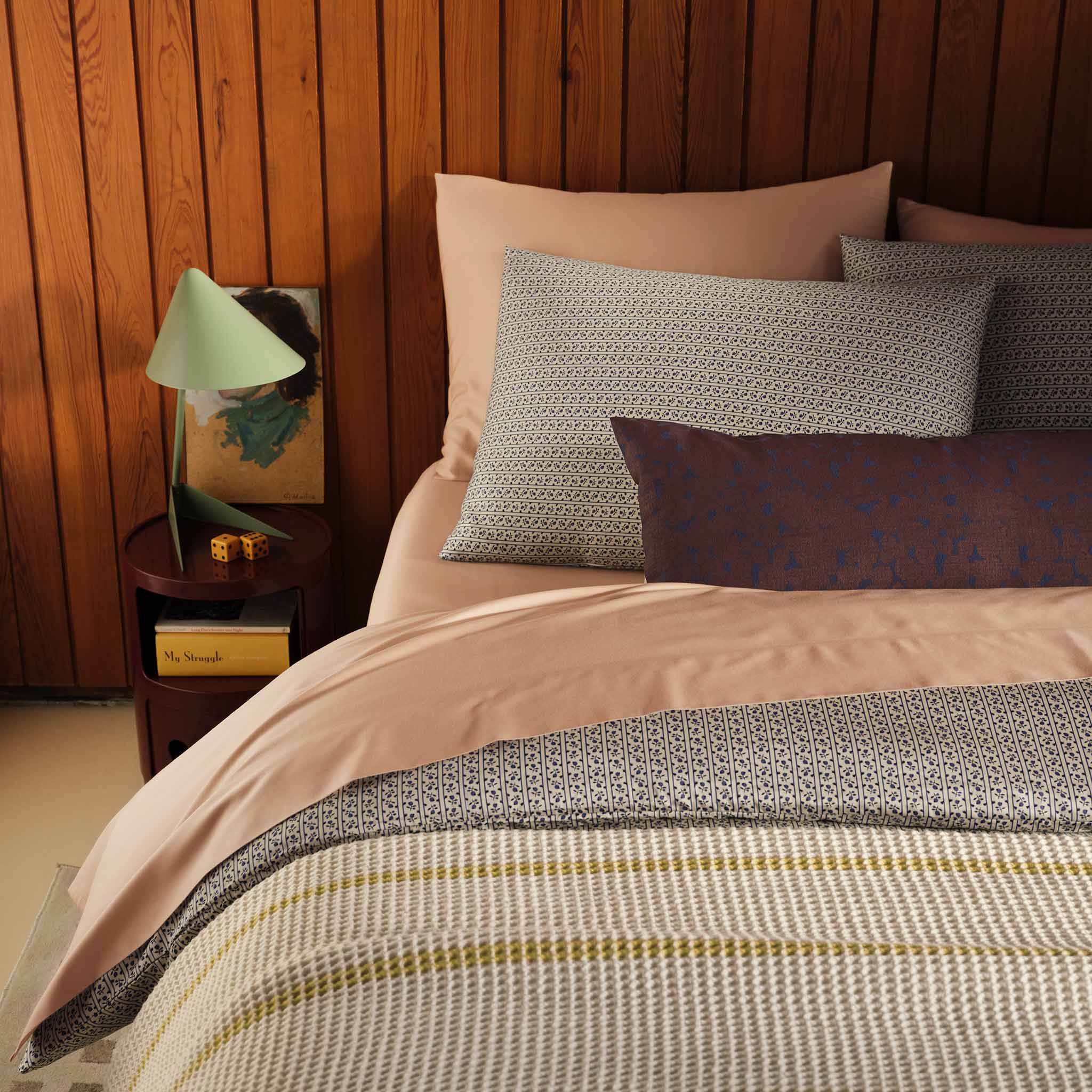 Dreamweave Waffle Bed Blanket P2