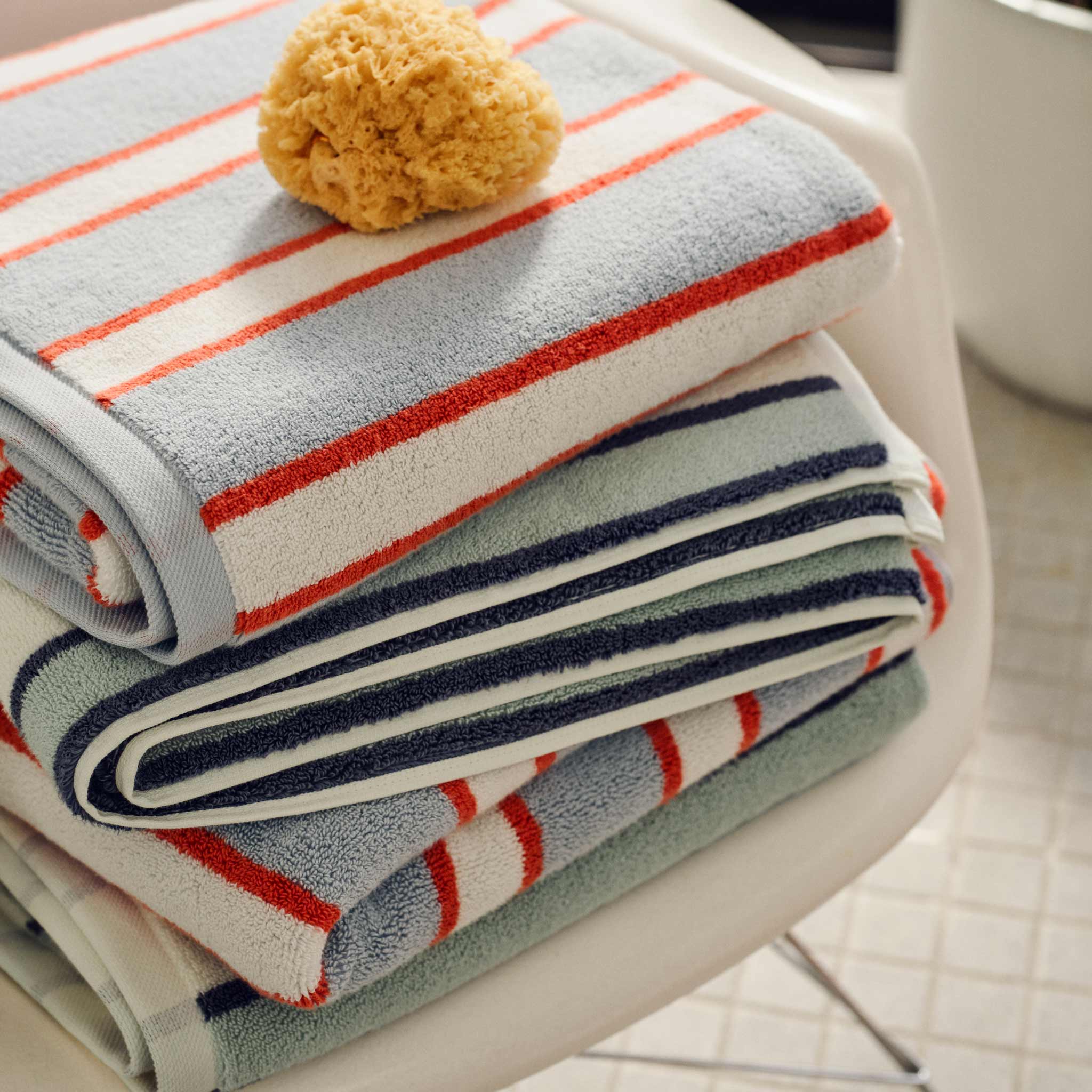 Super-Plush Set of 4 Bath Towel Bundle X3