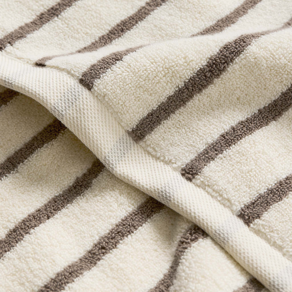 Super-Plush Set of 4 Bath Towel Bundle K3