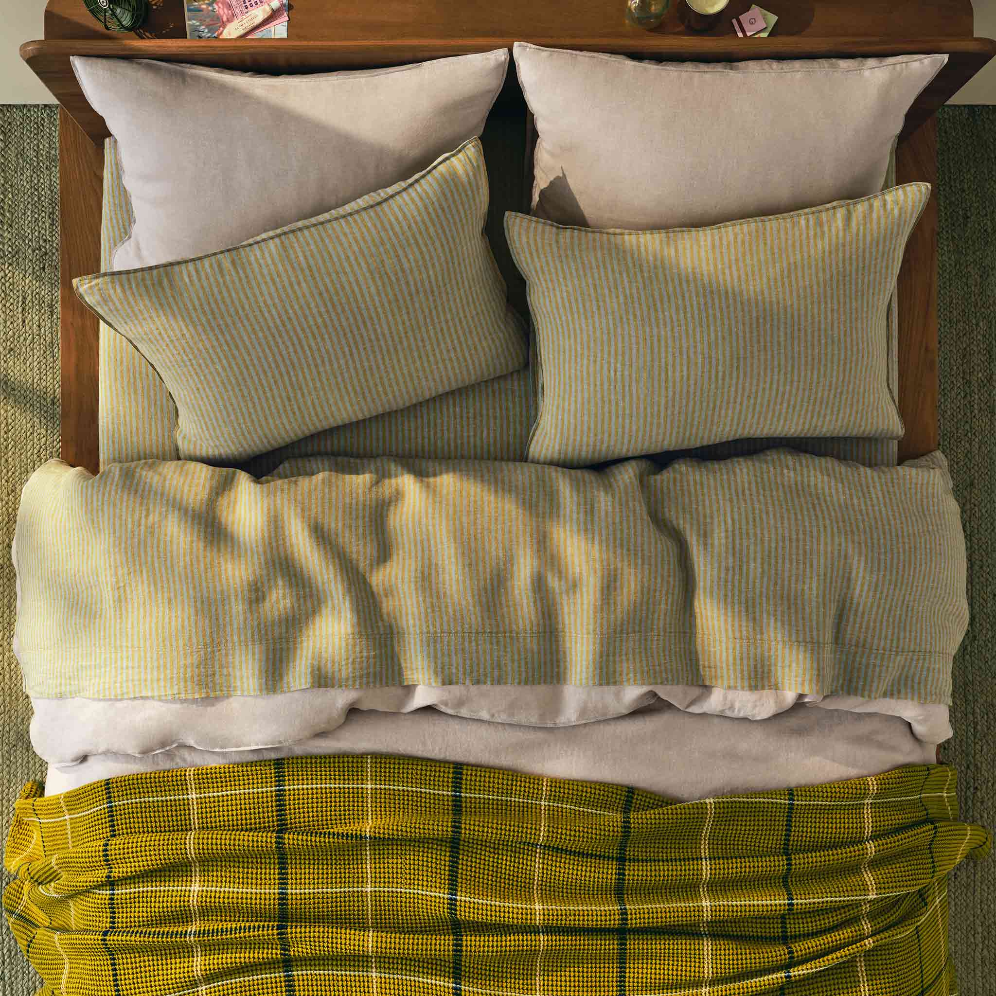 Dreamweave Waffle Bed Blanket P2