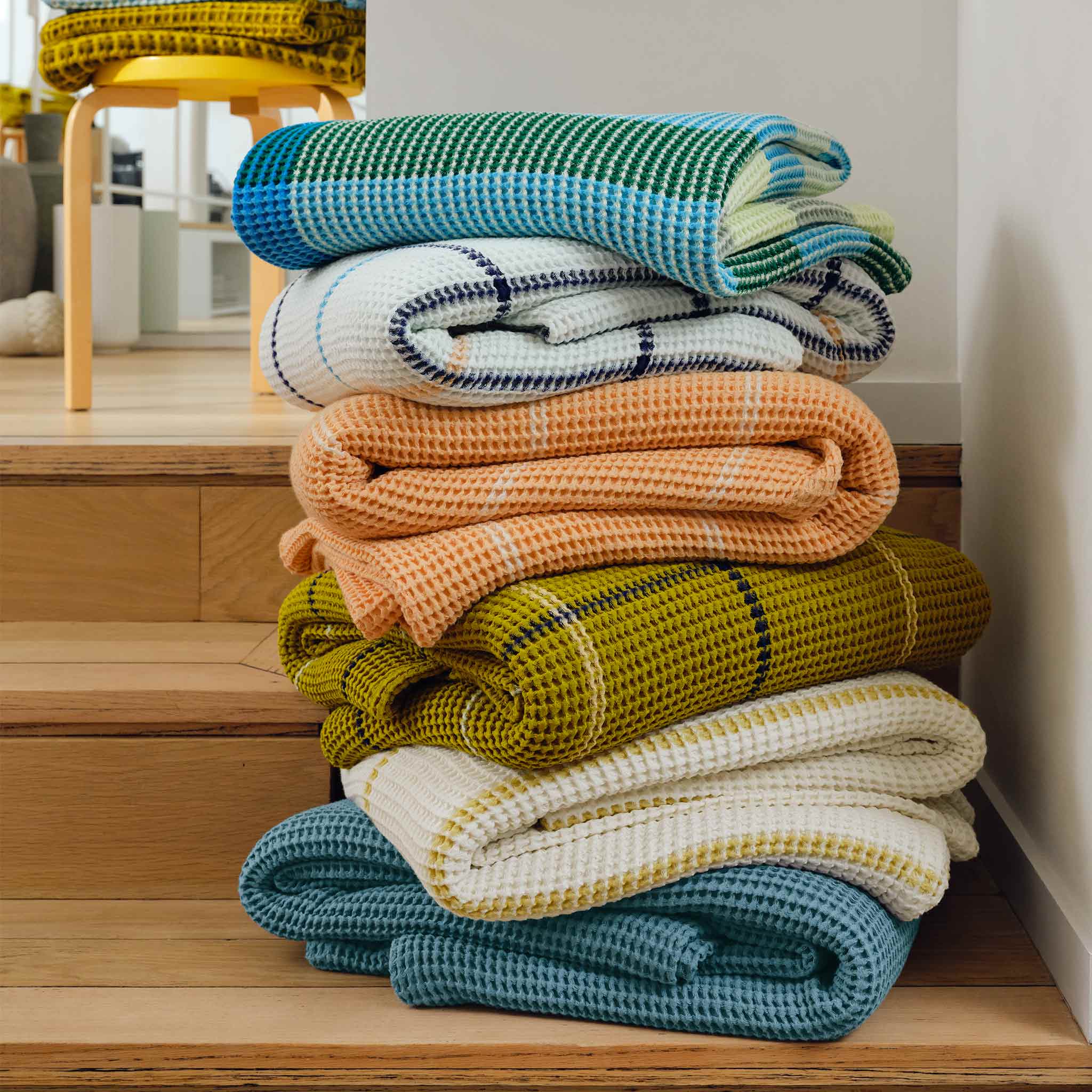 Dreamweave Waffle Bed Blanket P2