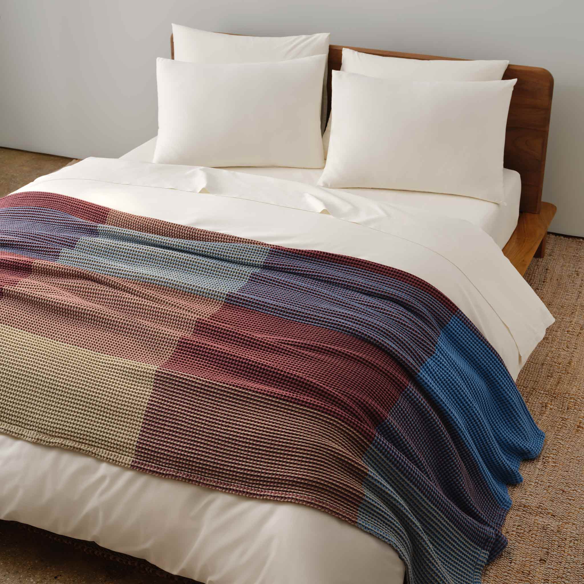 Dreamweave Waffle Bed Blanket P2